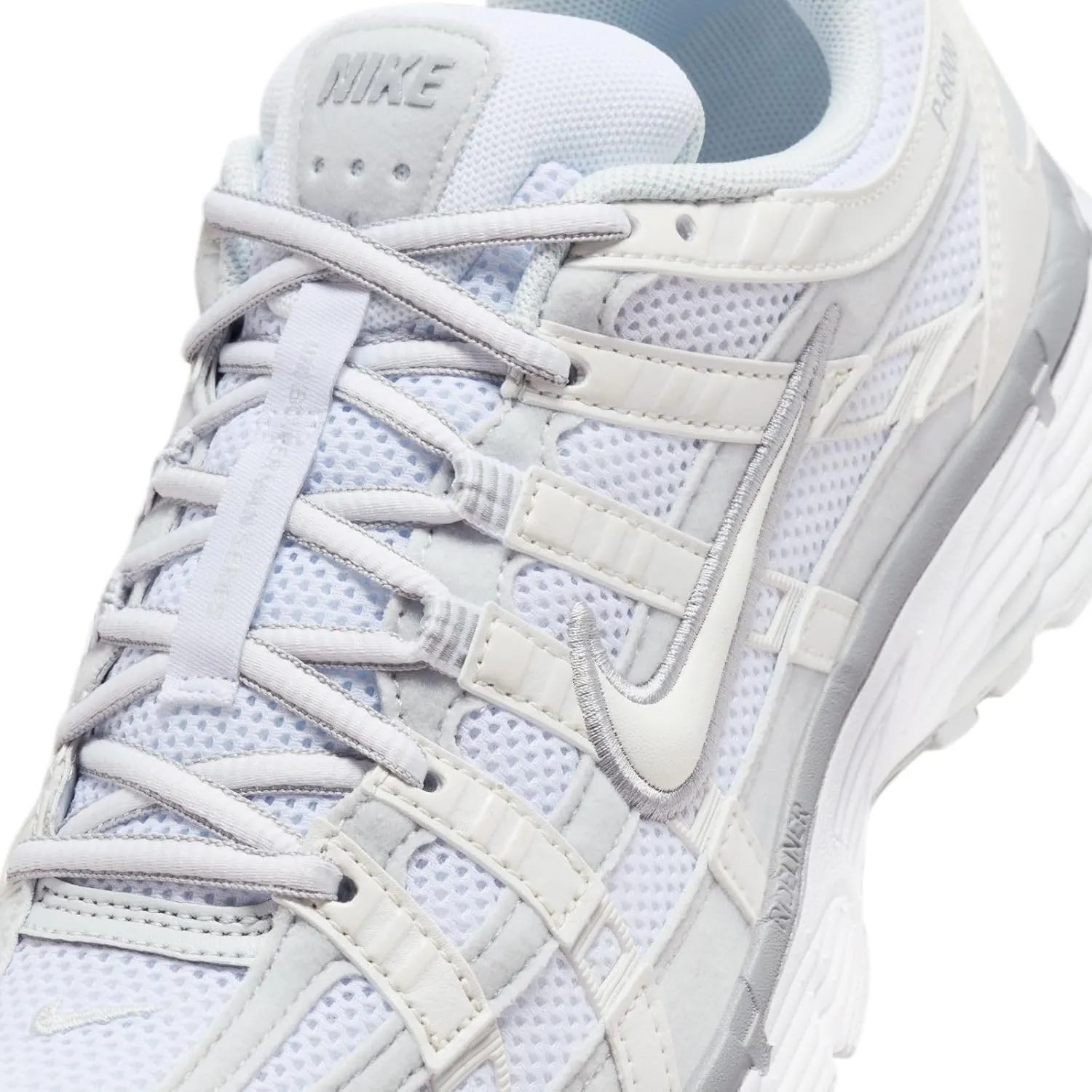 Nike Women's WMNS P-6000