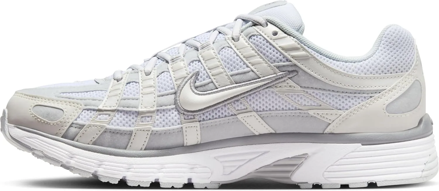 Nike Women's WMNS P-6000