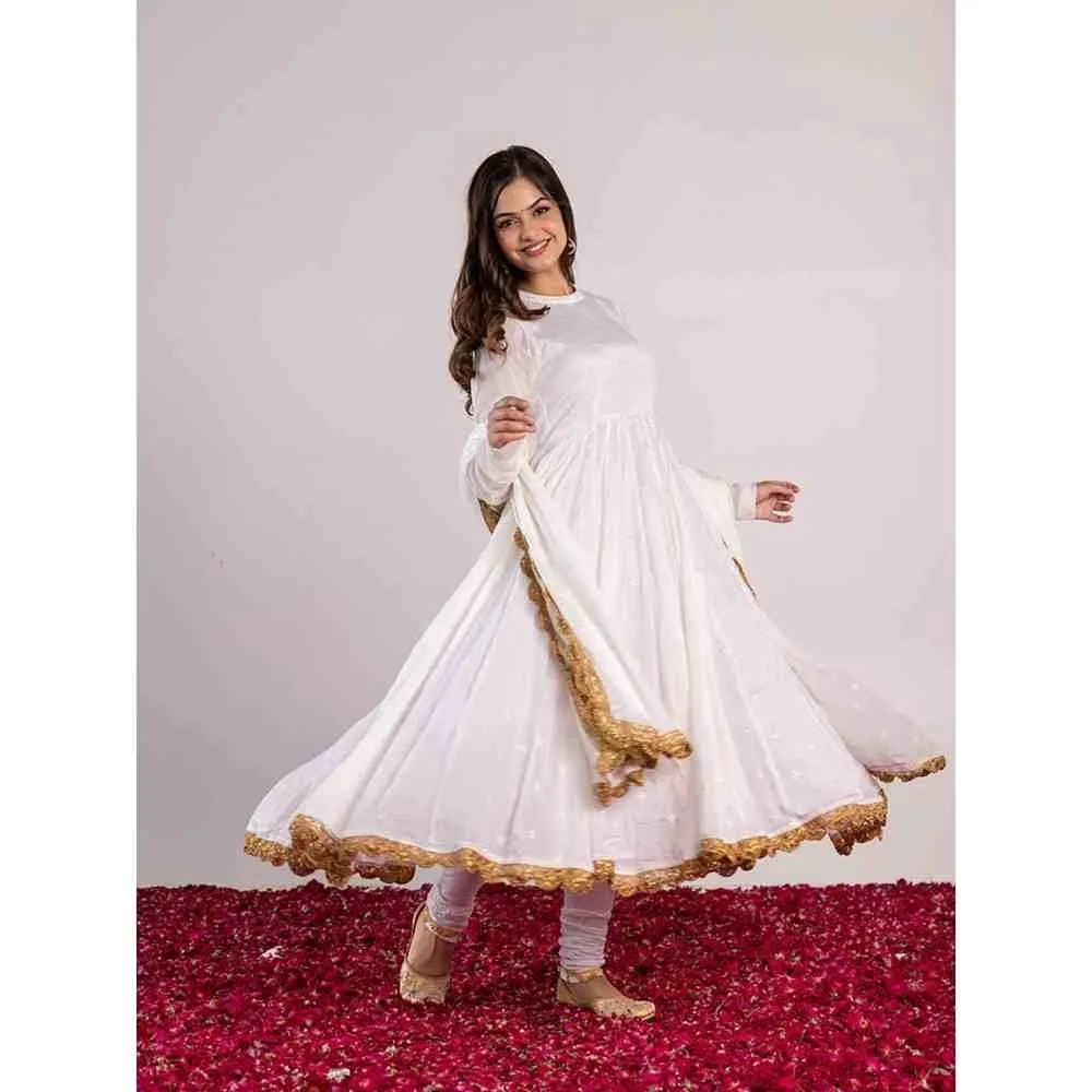 PEHNO'SA Rani Aanya Embroidered Anarkali White (Set of 3)