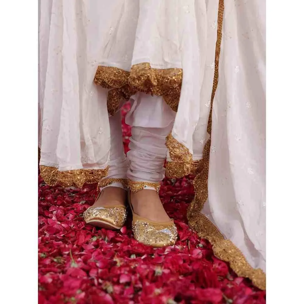 PEHNO'SA Rani Aanya Embroidered Anarkali White (Set of 3)