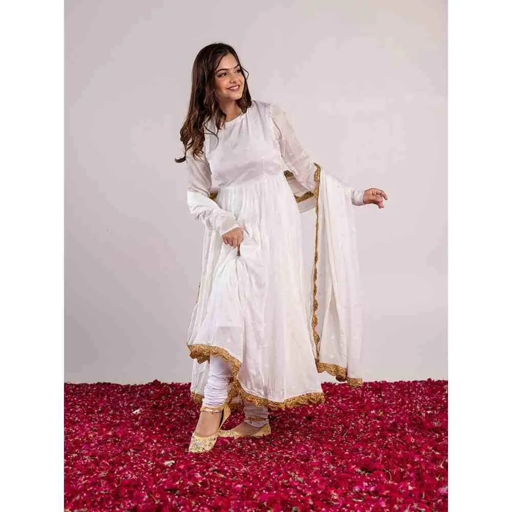 PEHNO'SA Rani Aanya Embroidered Anarkali White (Set of 3)