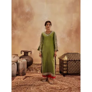 Roze Falak Green Kurta with Pant (Set of 2)