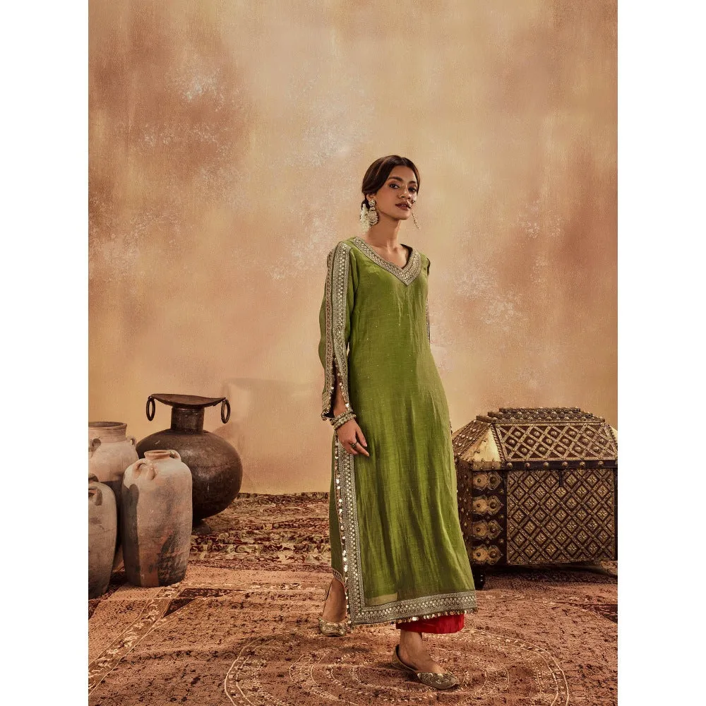Roze Falak Green Kurta with Pant (Set of 2)