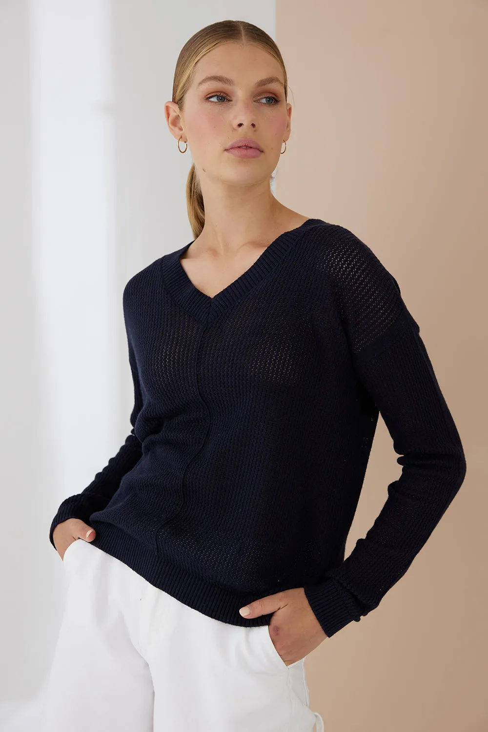 Selena Cotton Vee