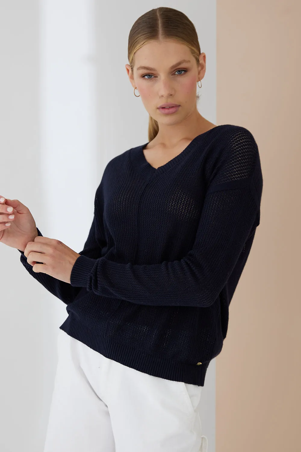 Selena Cotton Vee