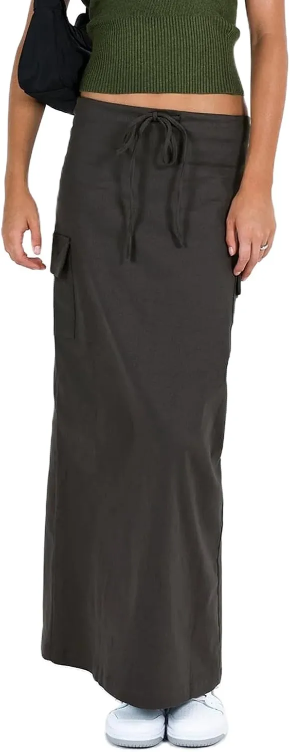 Women Y2k Cargo Long Skirt Low Waist Drawstring Bodycon Maxi Skirts Vintage Slit Cargo Skirt with Pockets Streetwear