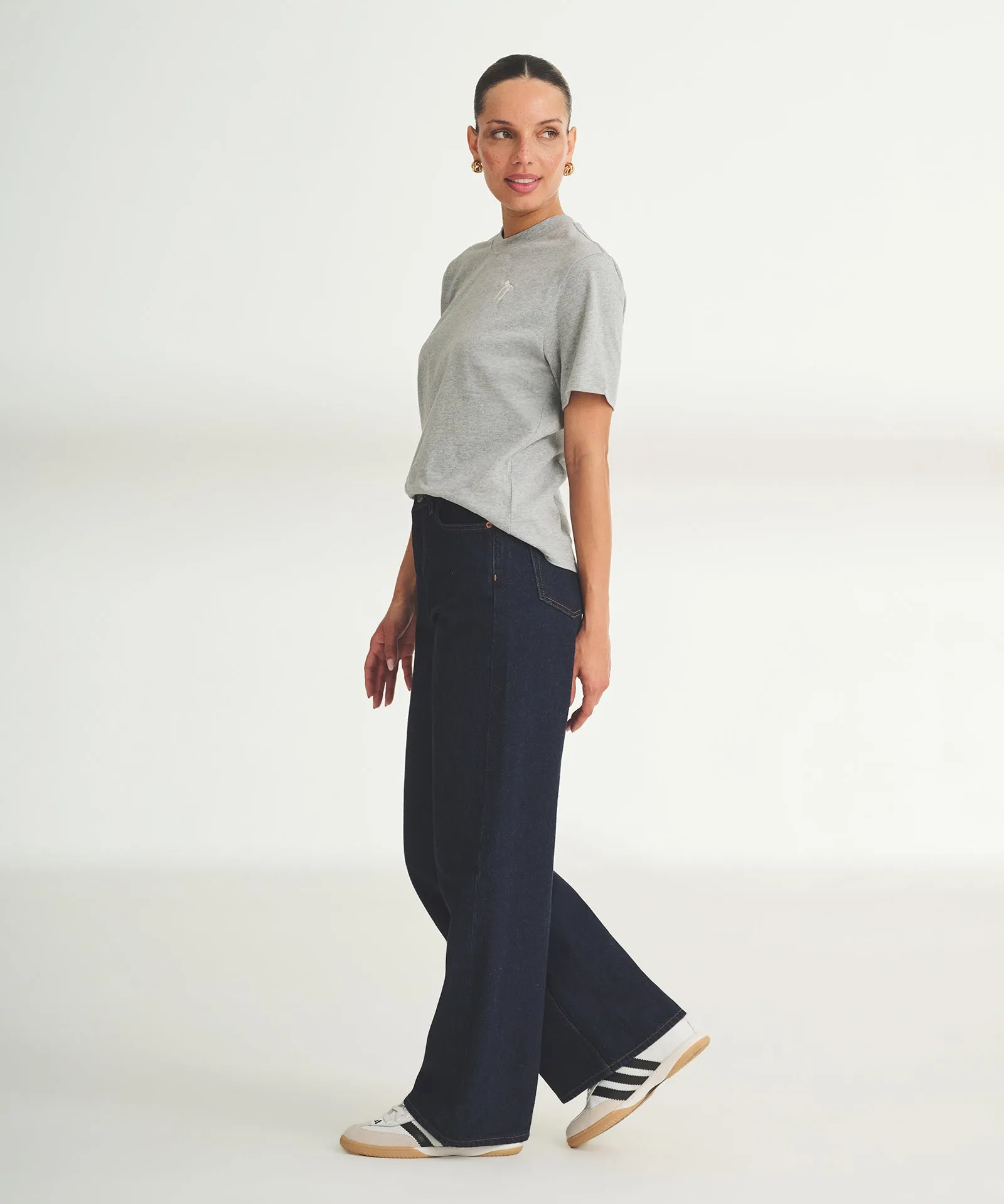 Women's Embroidered Bow Boxy Tee