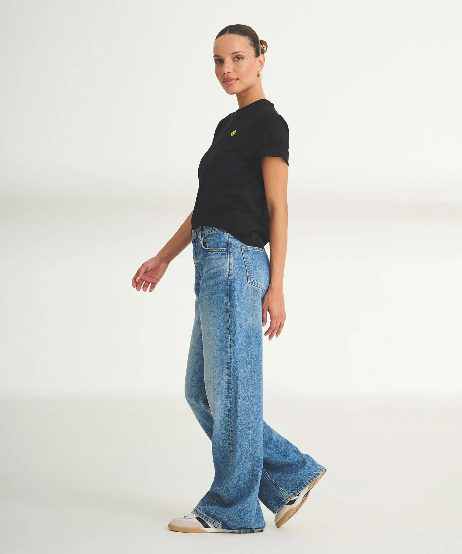 Women's Embroidered Smiley Boxy Tee